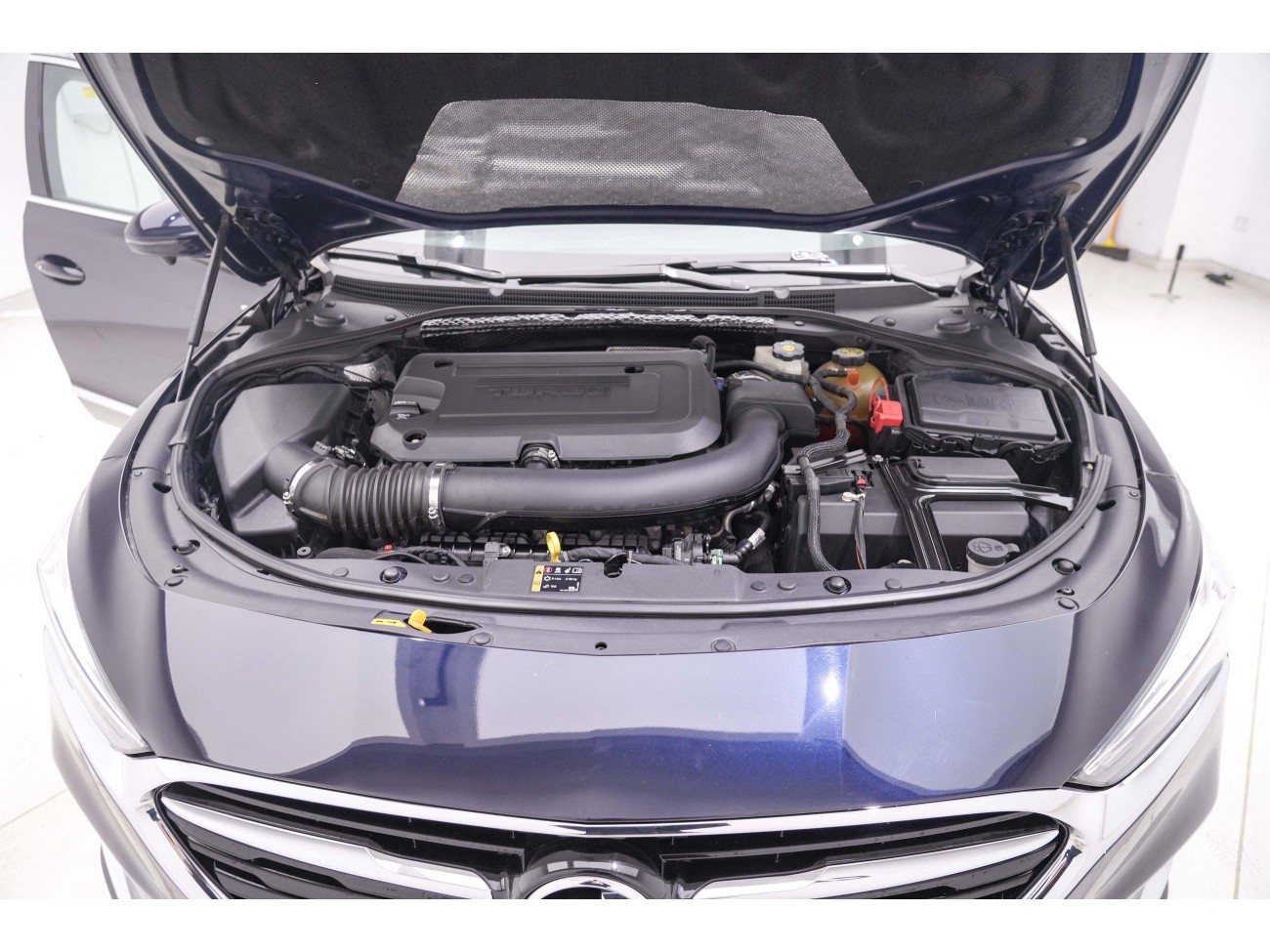 Buick LaCrosse 2021