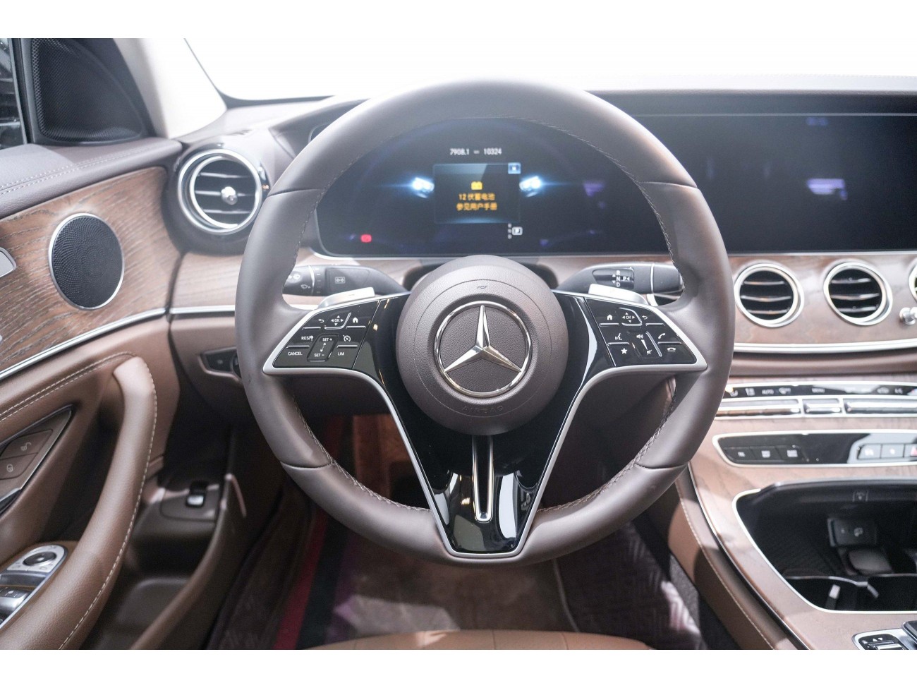 Mercedes-Benz E 300 L 2023