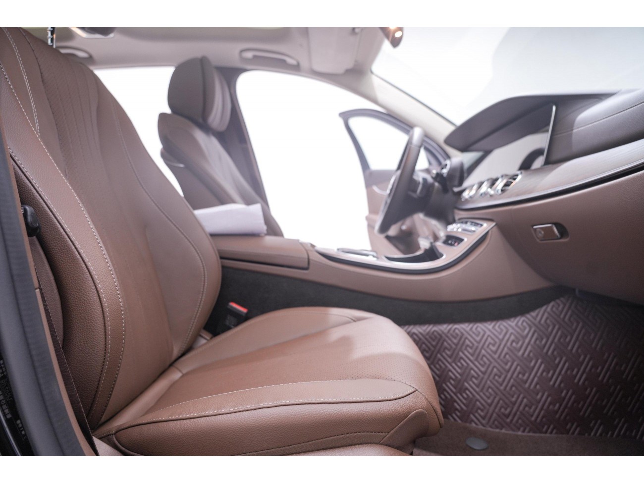 Mercedes-Benz E 300 L 2023