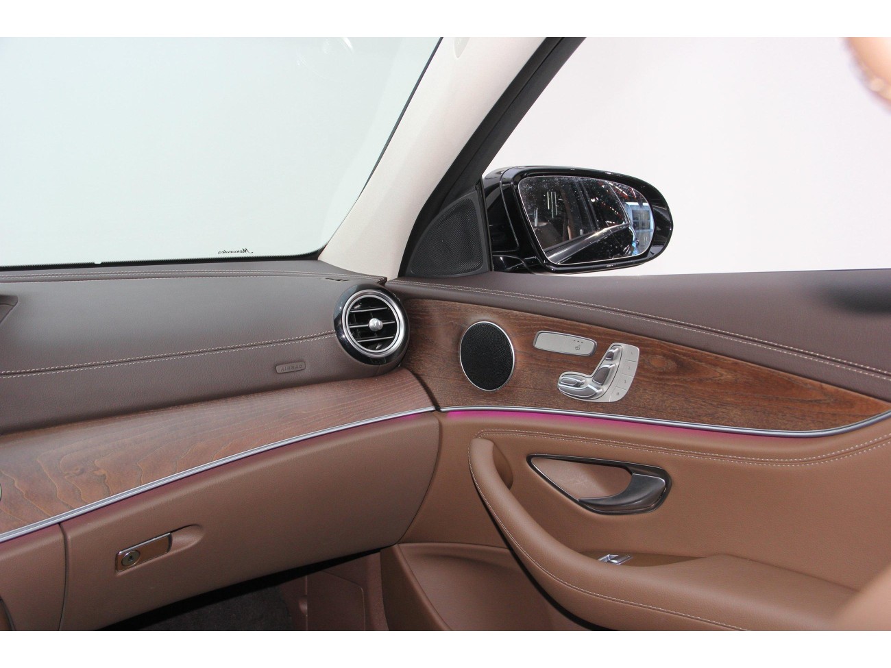 Mercedes-Benz E 300 L 2023