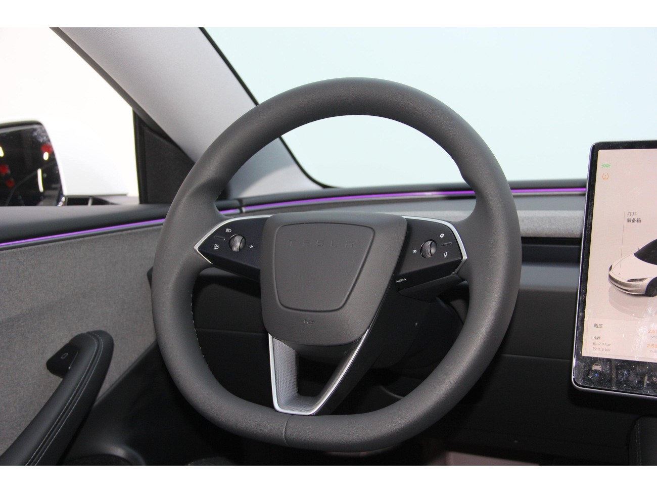 Tesla Model 3 2025