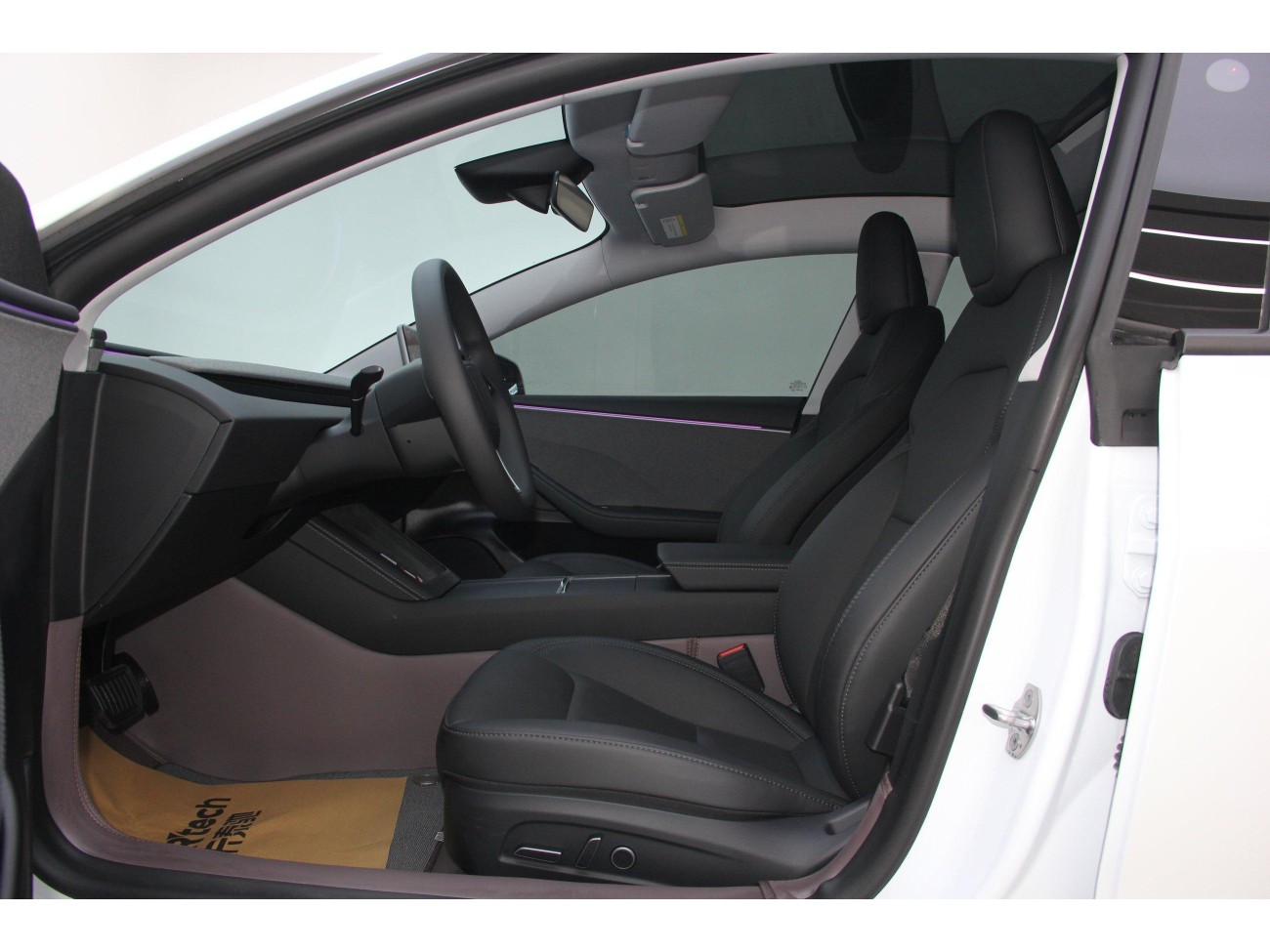 Tesla Model 3 2025