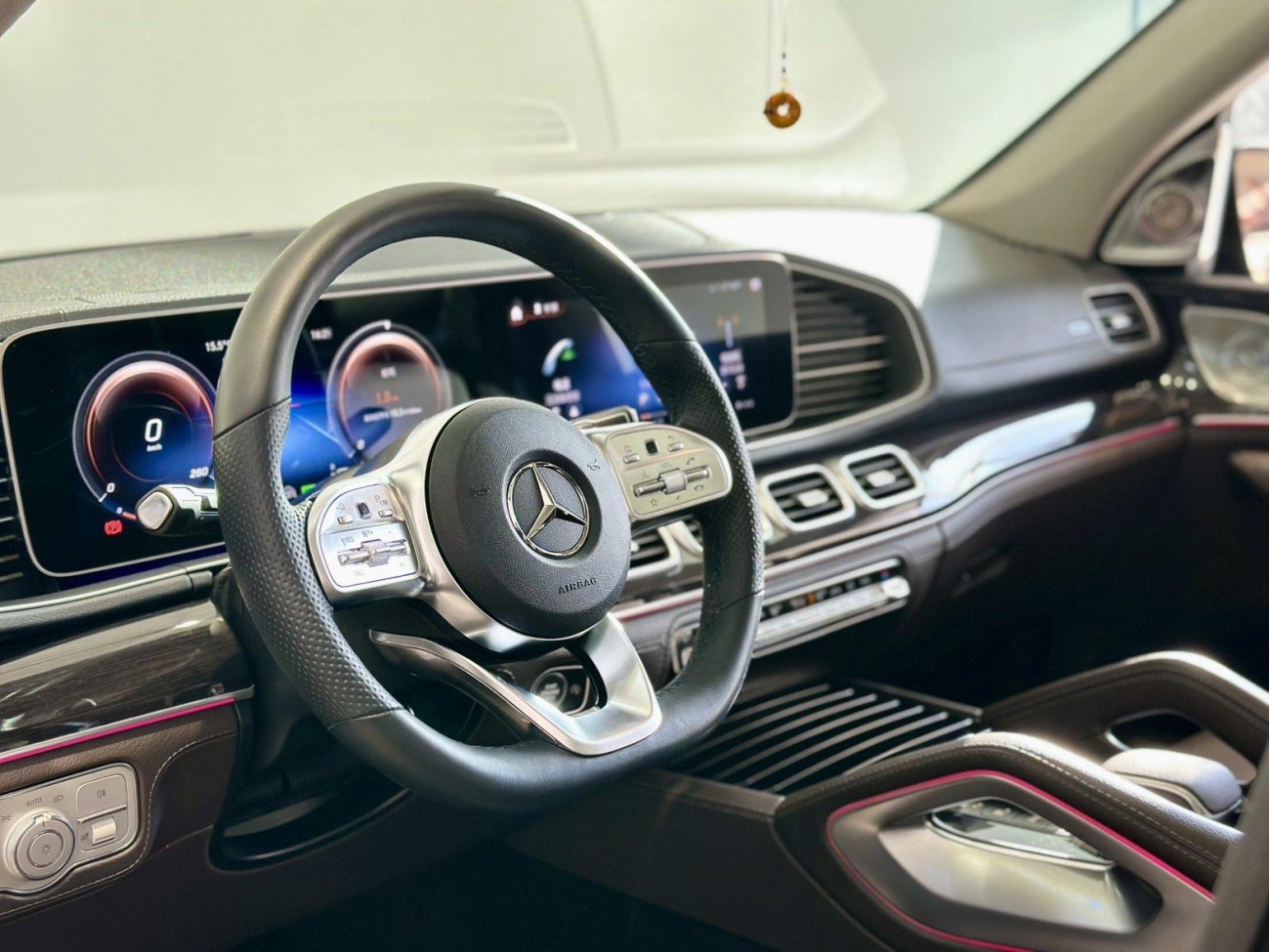 Mercedes-Benz GLS 450 4MATIC 2023