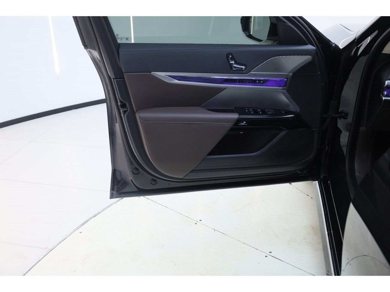 BMW 735Li 2024