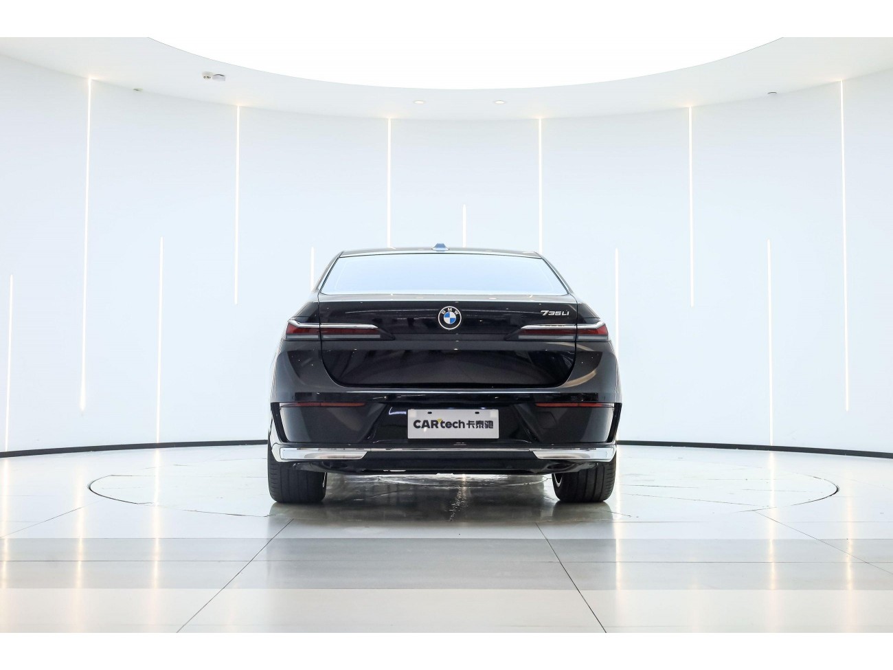 BMW 735Li 2024