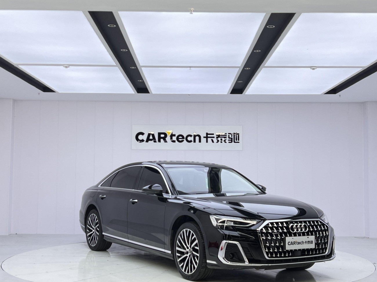 Audi A8L 50 TFSI 2024
