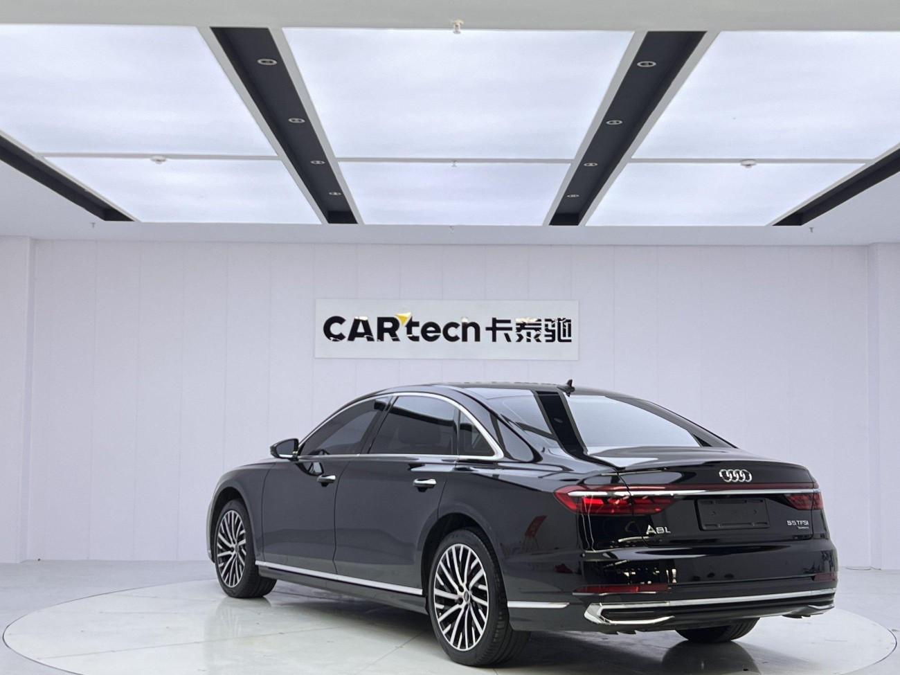 Audi A8L 50 TFSI 2024