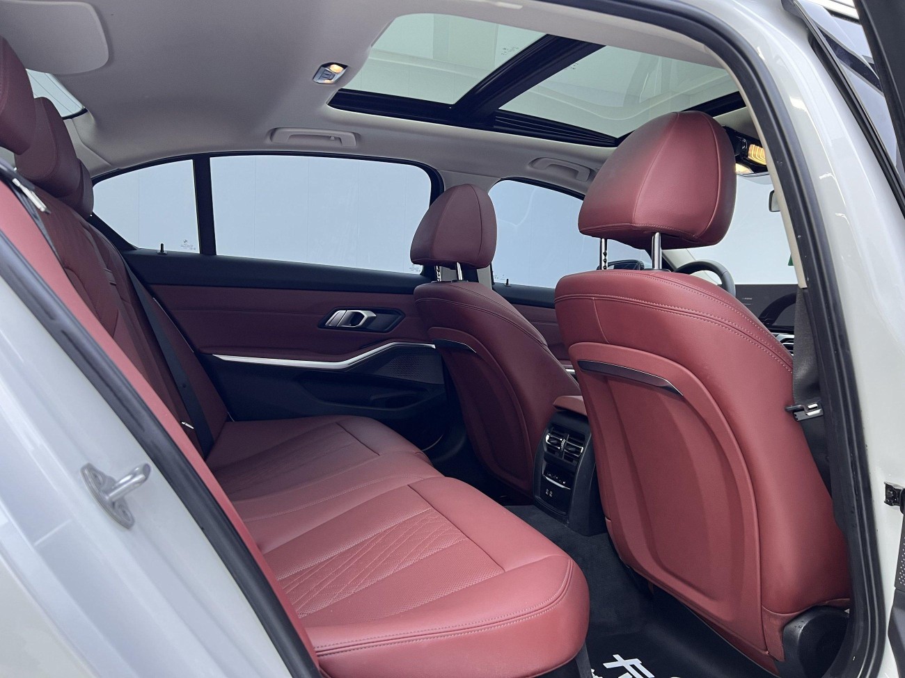 BMW 325i 2023