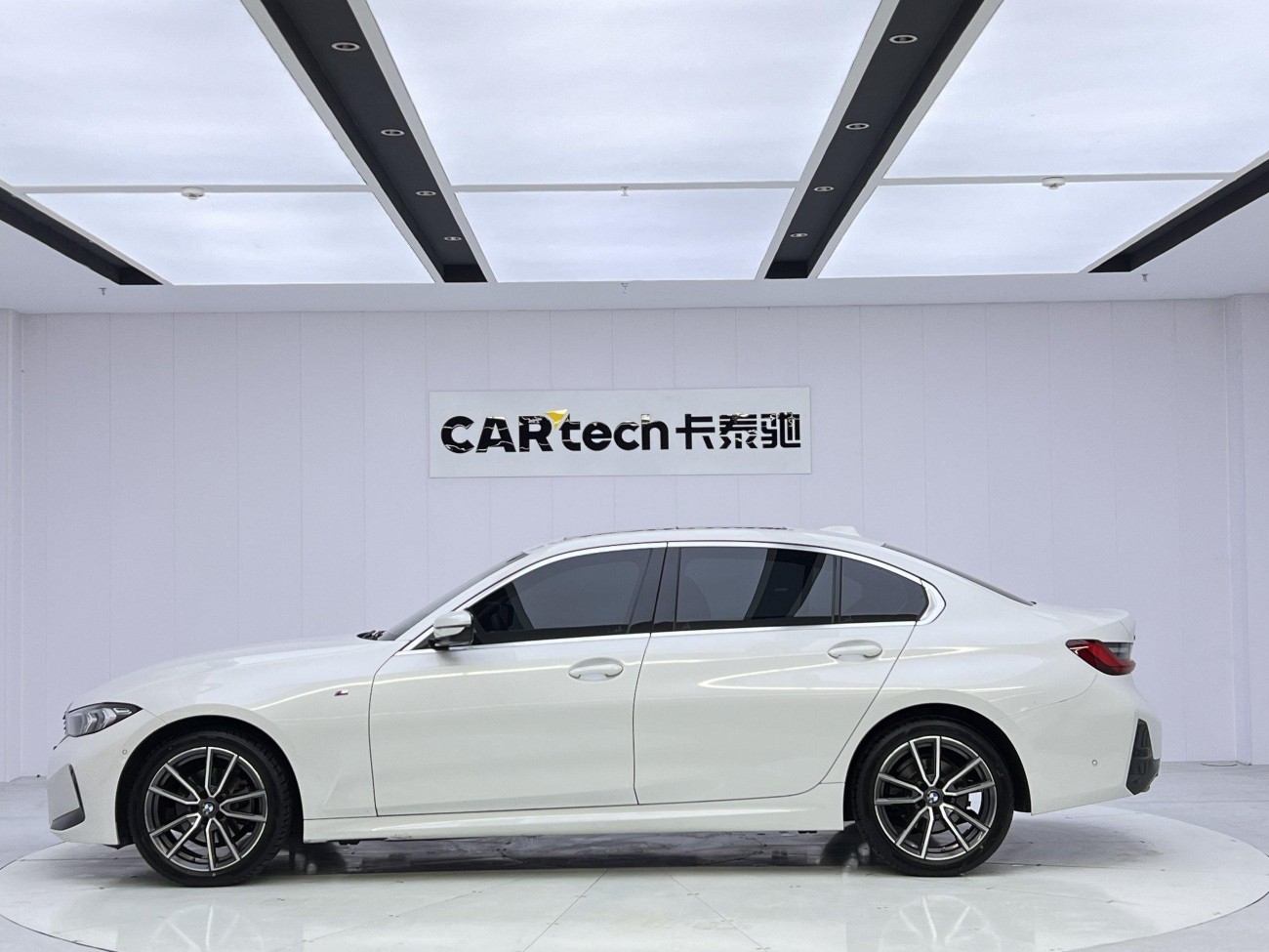BMW 325i 2023