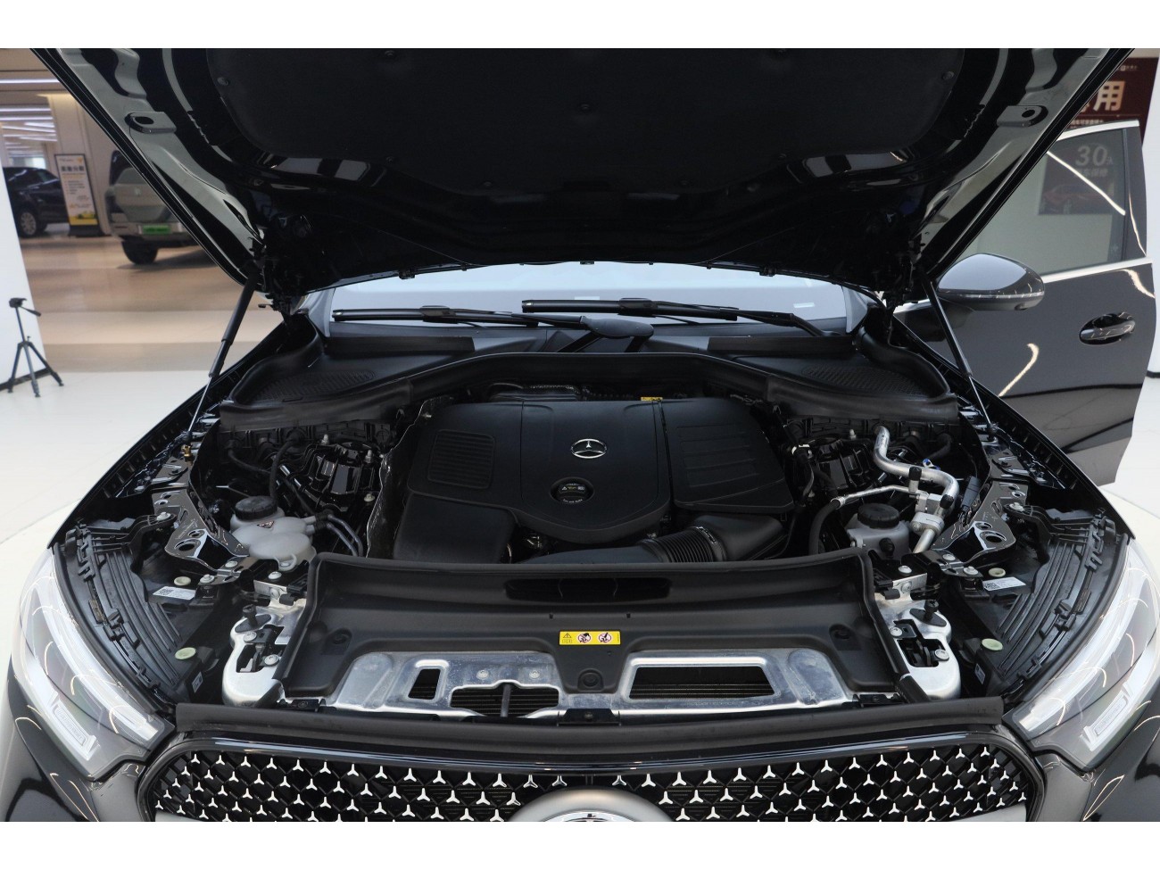 Mercedes-Benz GLC 260 L 2025