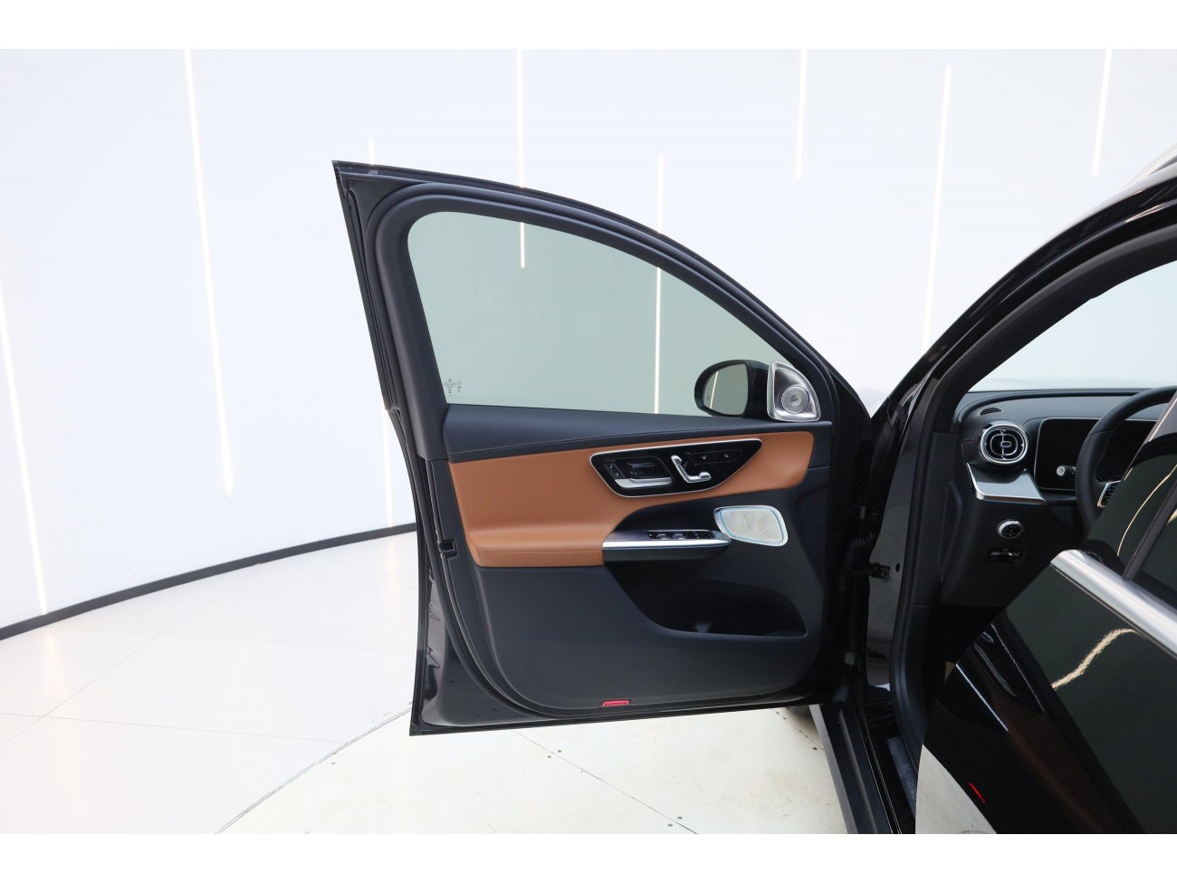 Mercedes-Benz GLC 260 L 2025