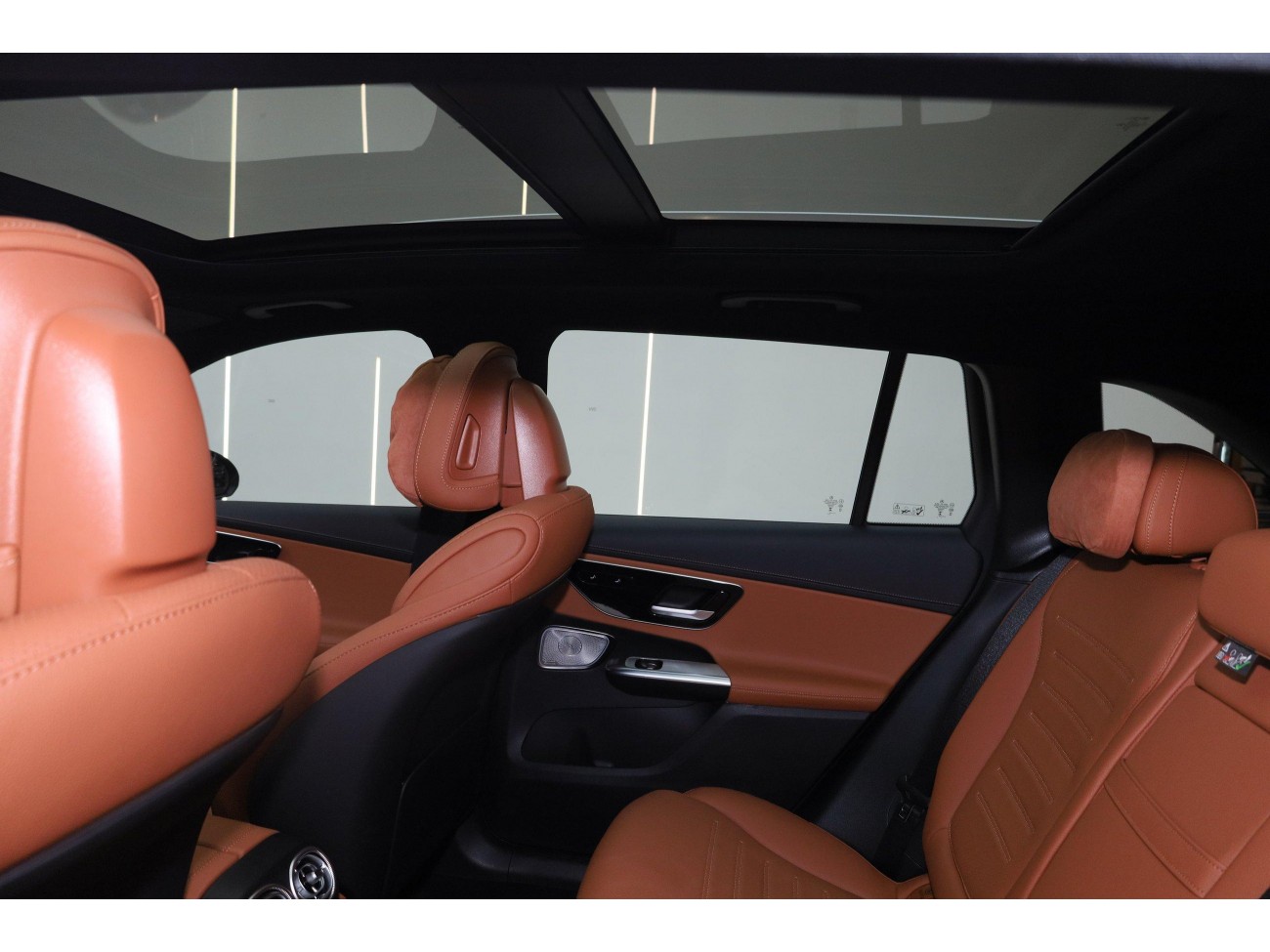Mercedes-Benz GLC 260 L 2025