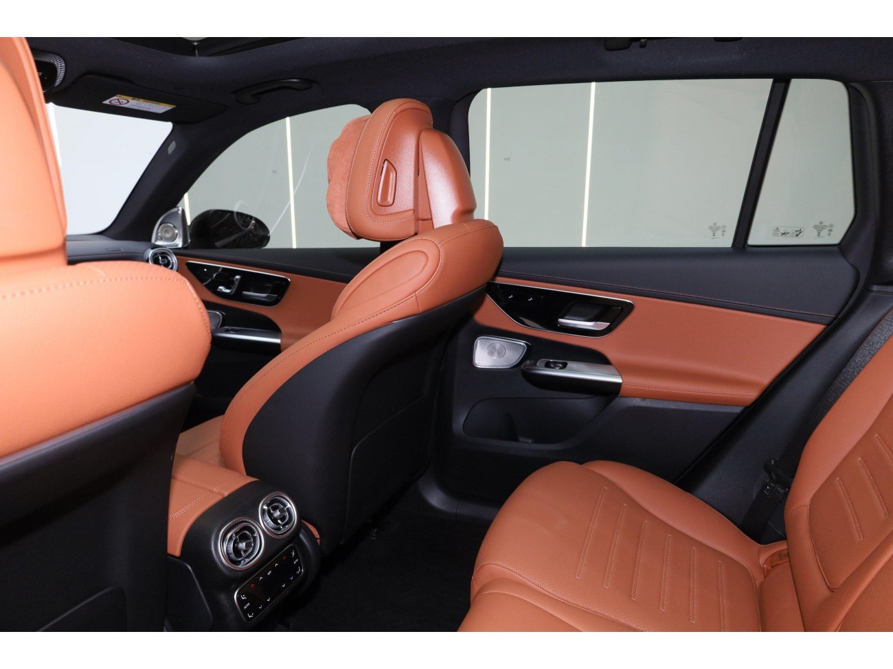 Mercedes-Benz GLC 260 L 2025