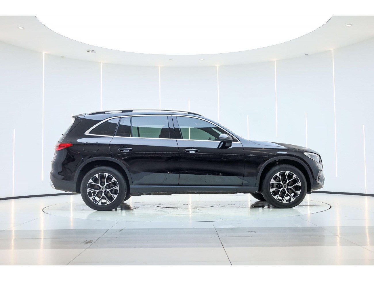 Mercedes-Benz GLC 260 L 2025
