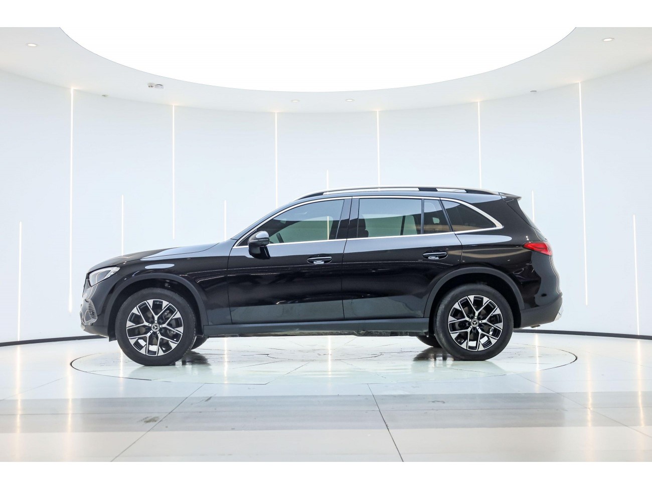 Mercedes-Benz GLC 260 L 2025