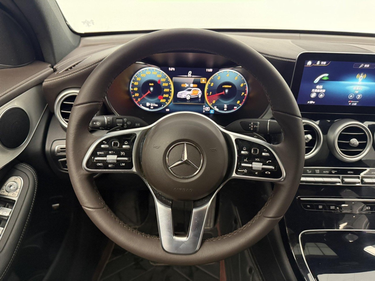 Mercedes-Benz GLC 260 L 2022
