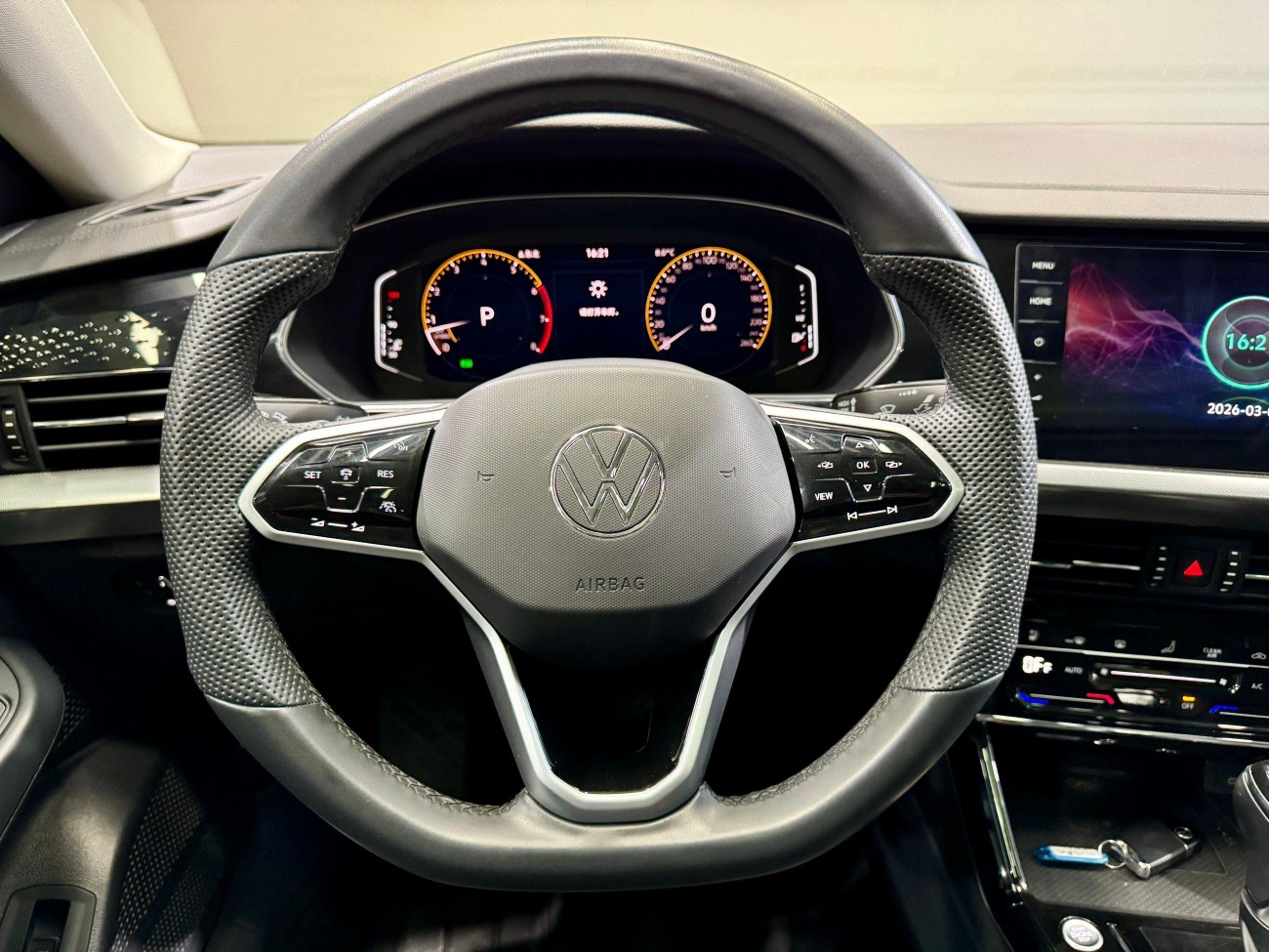 Volkswagen Passat 2024