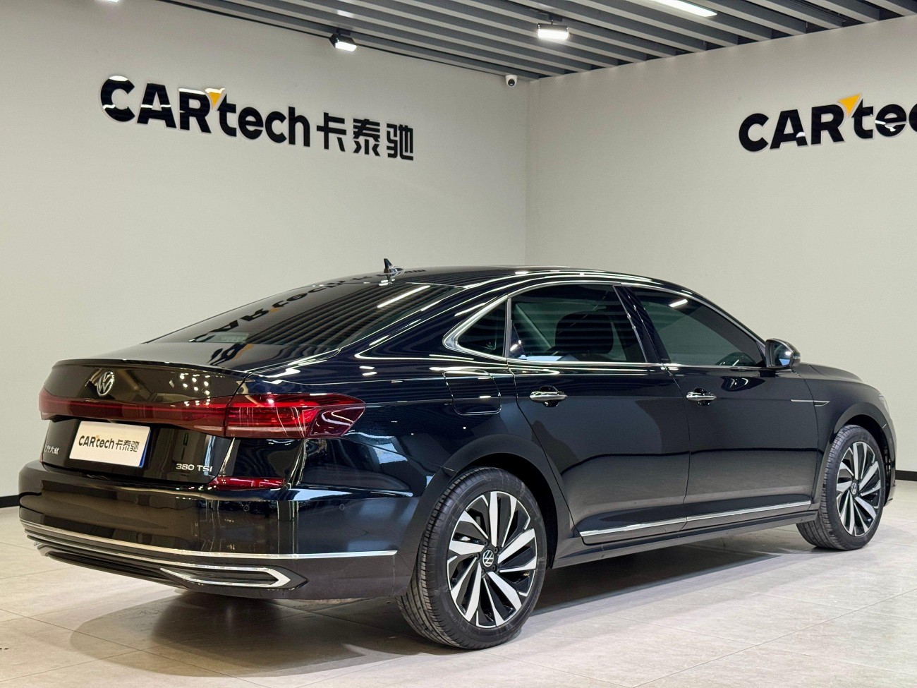 Volkswagen Passat 2024