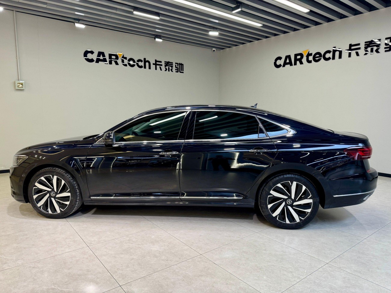 Volkswagen Passat 2024