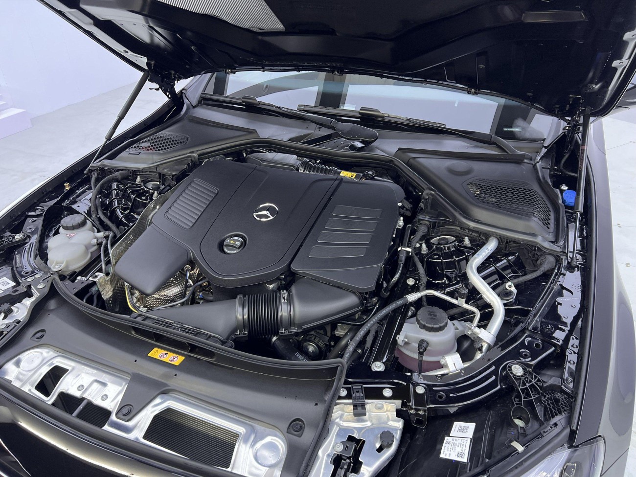 Mercedes-Benz E 300 L 2025