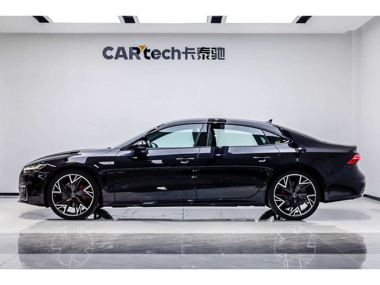 Audi A7L 45 TFSI 2024