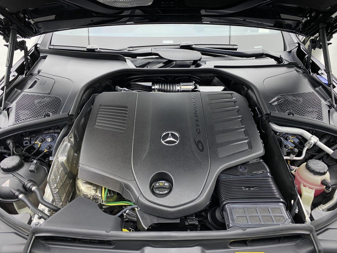 Mercedes-Benz S 480 4MATIC 2024