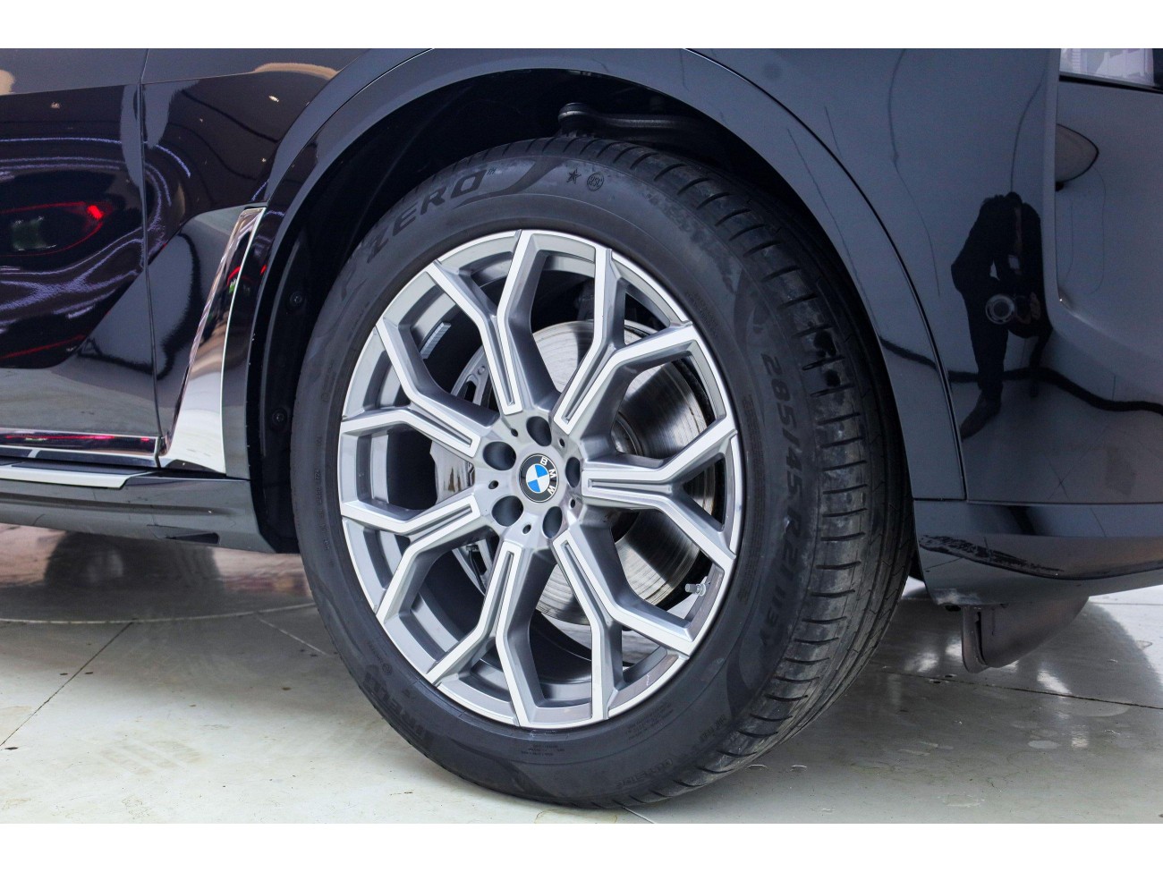 BMW X7 2025