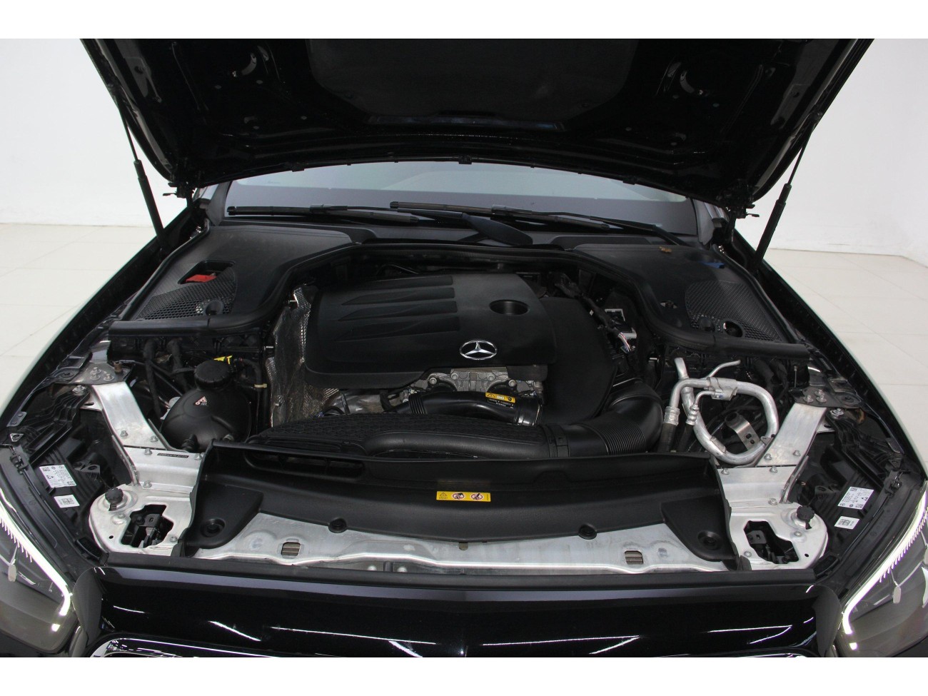 Mercedes-Benz E 300 L 2022