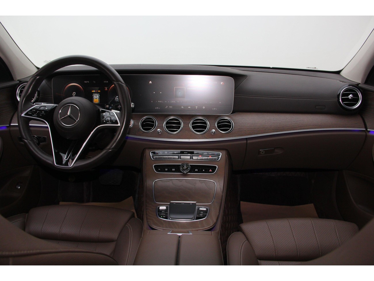 Mercedes-Benz E 300 L 2022