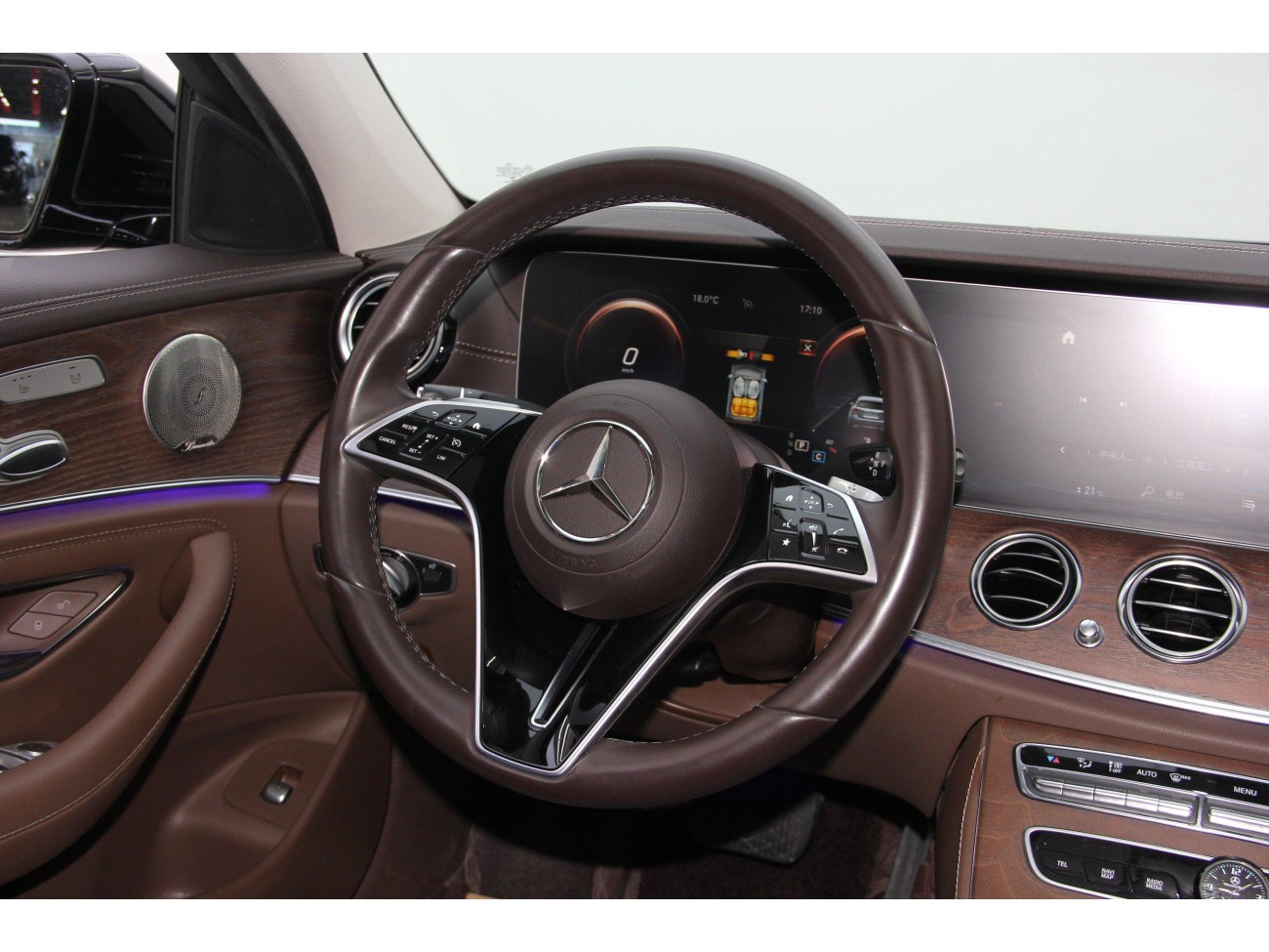 Mercedes-Benz E 300 L 2022