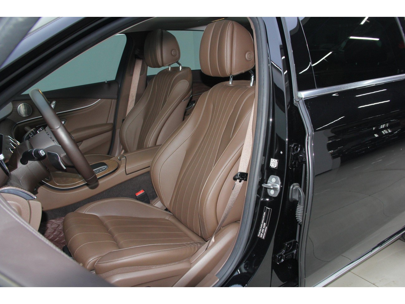 Mercedes-Benz E 300 L 2022