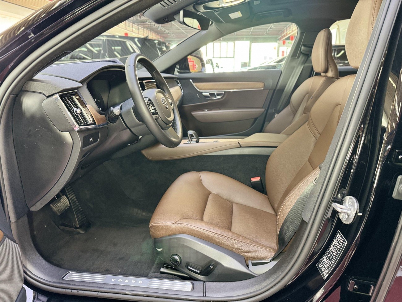 Volvo S90 2024