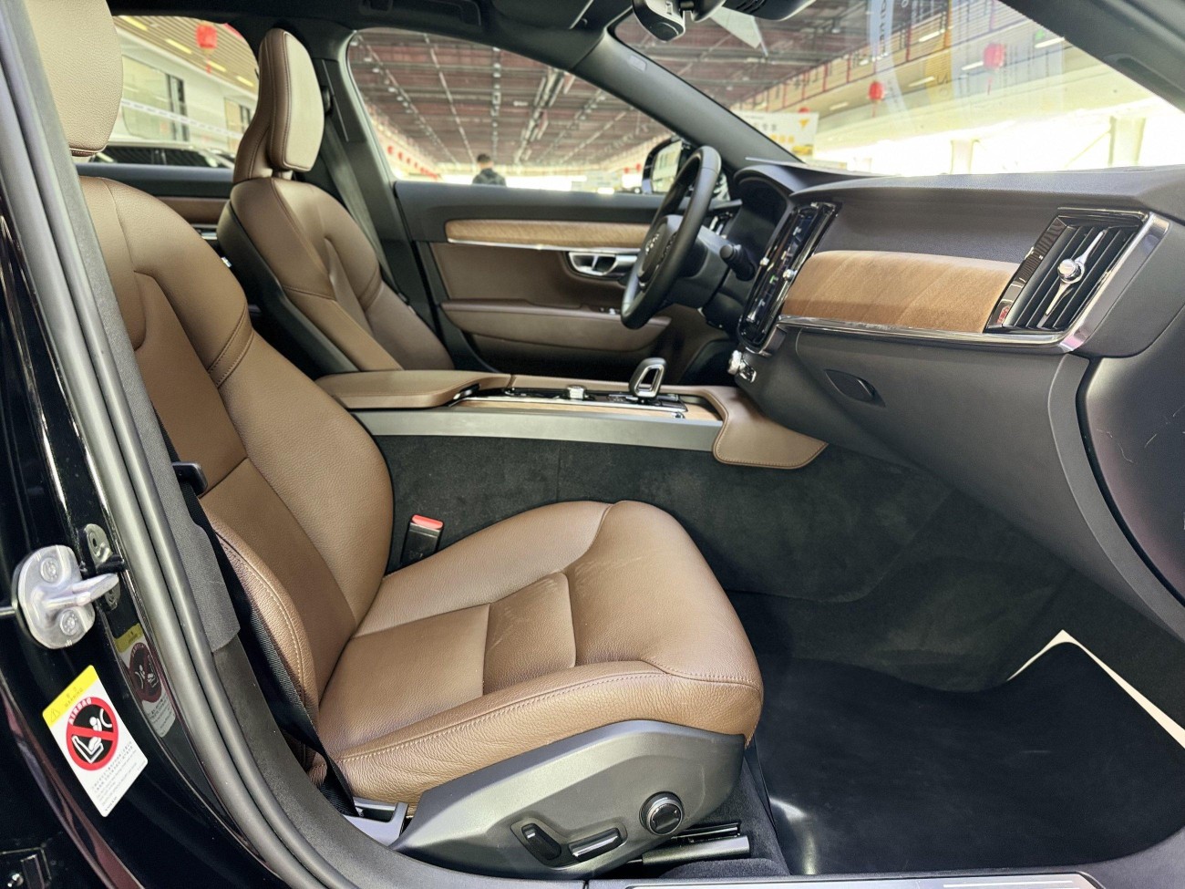 Volvo S90 2024