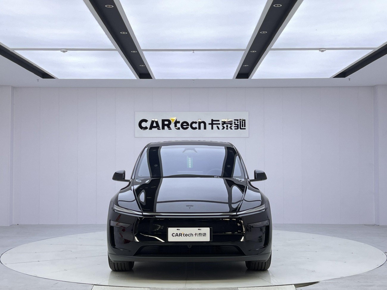 Tesla Model Y 2026