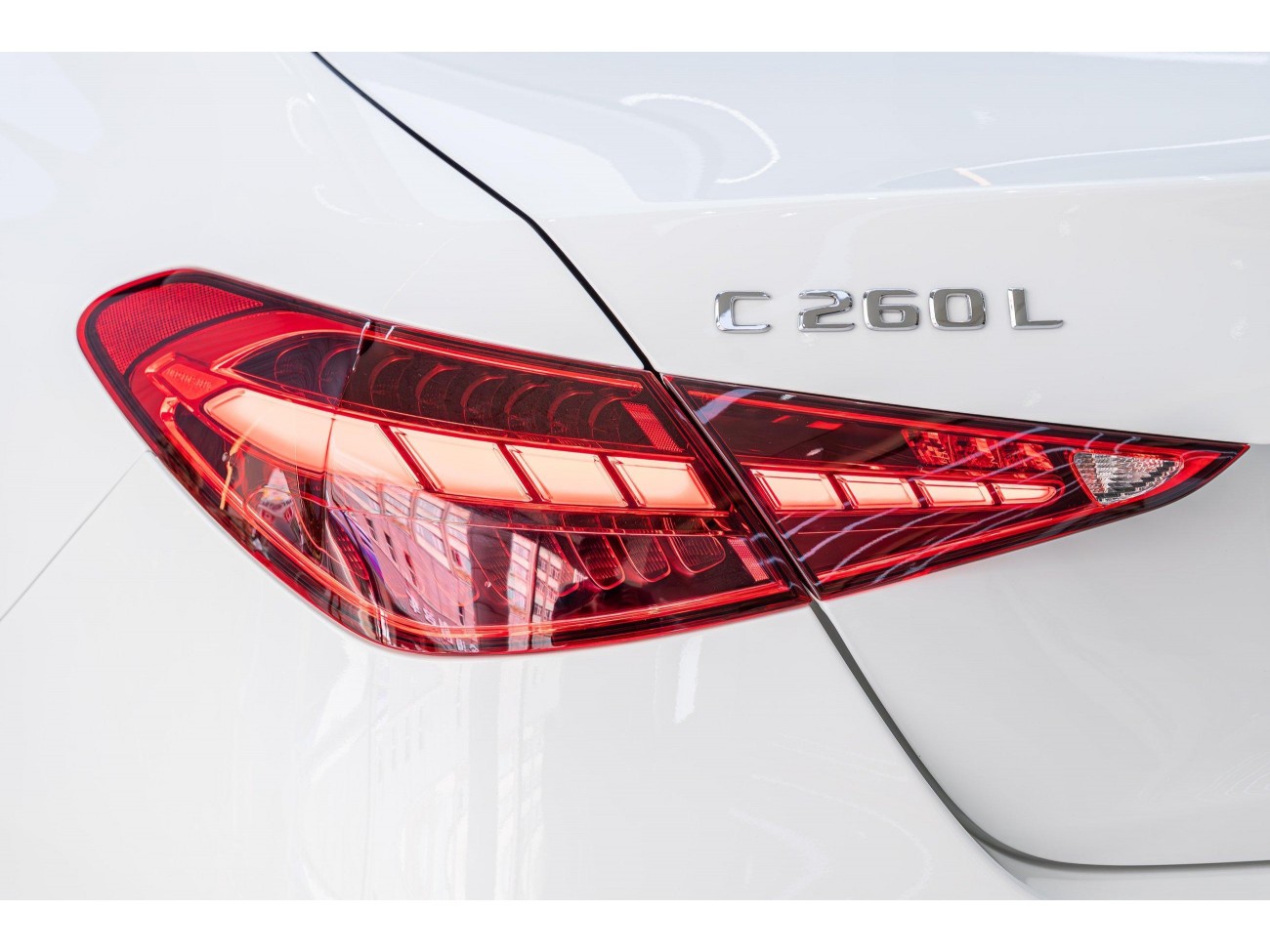 Mercedes-Benz C 260 L 2025