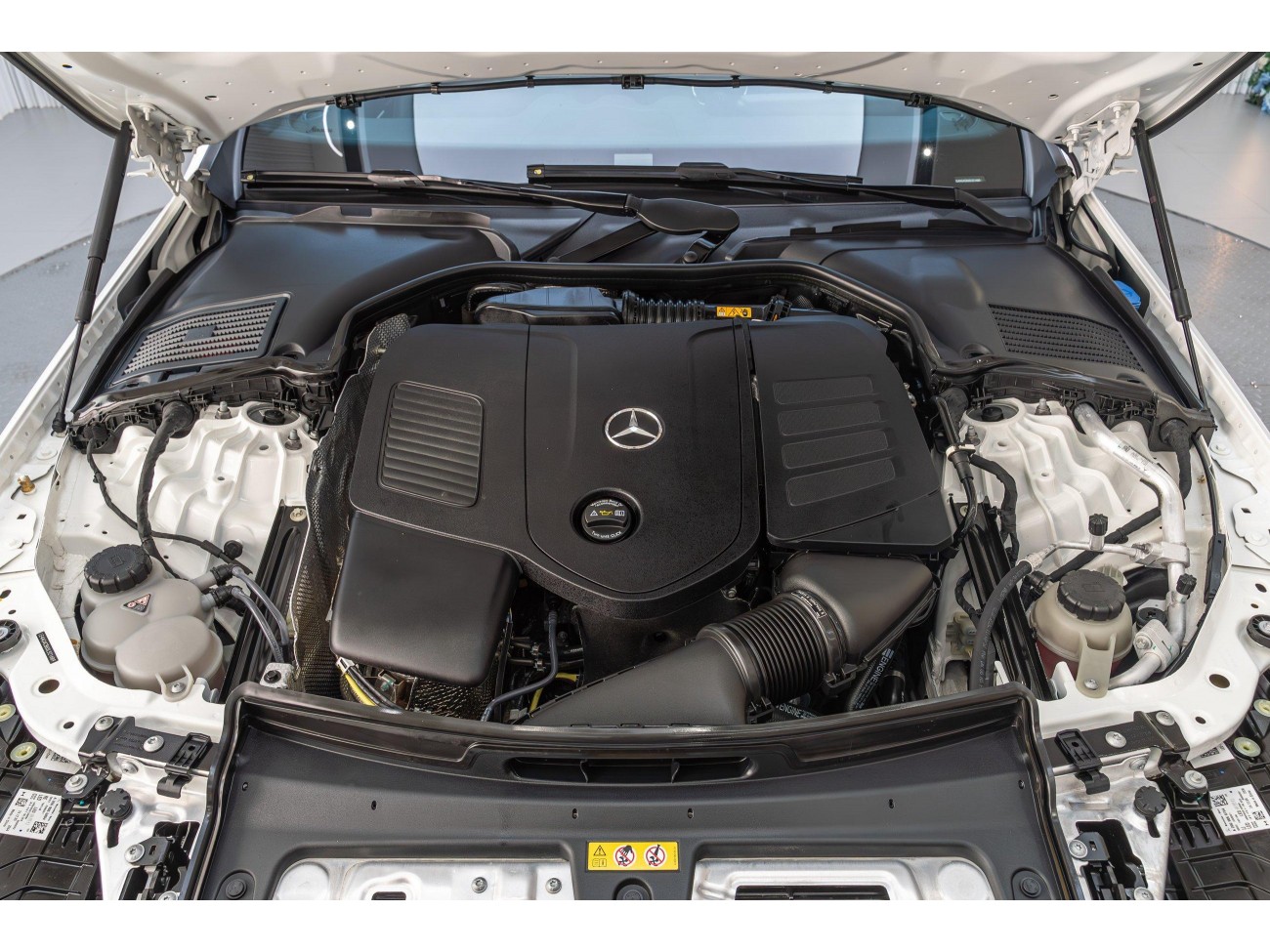 Mercedes-Benz C 260 L 2025