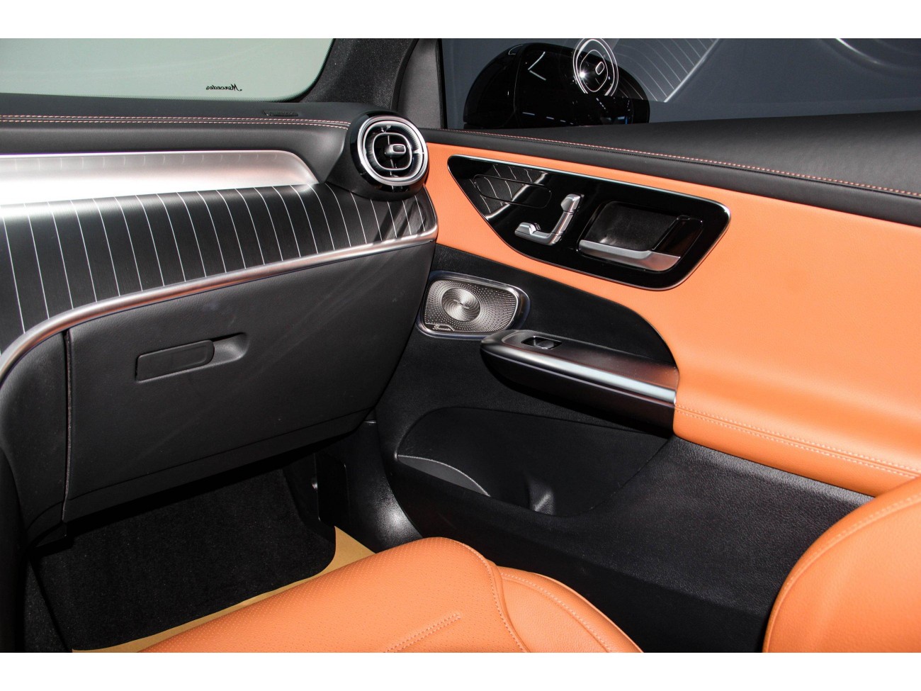 Mercedes-Benz GLC 300 L 2024