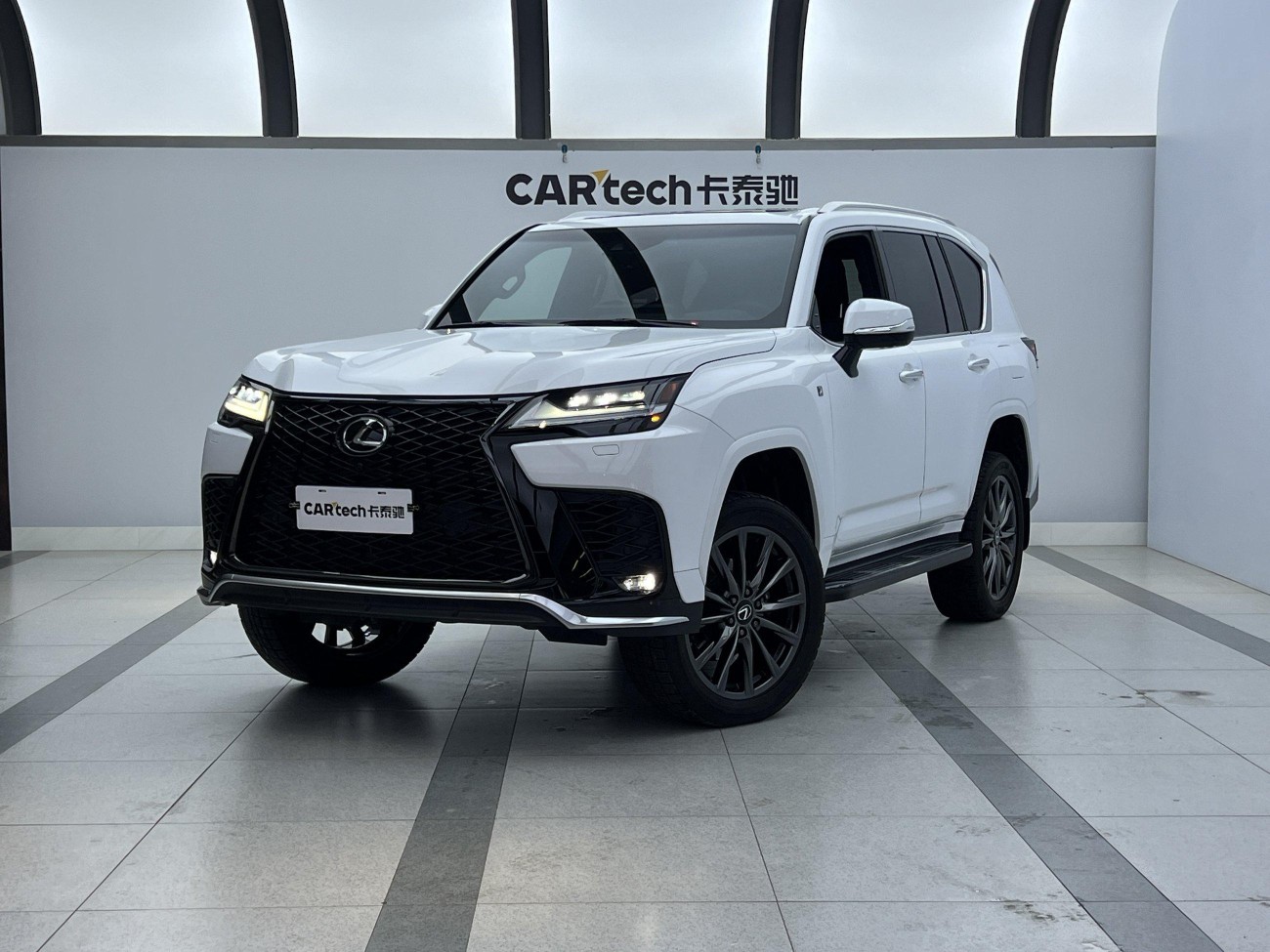 Lexus LX 600 2023