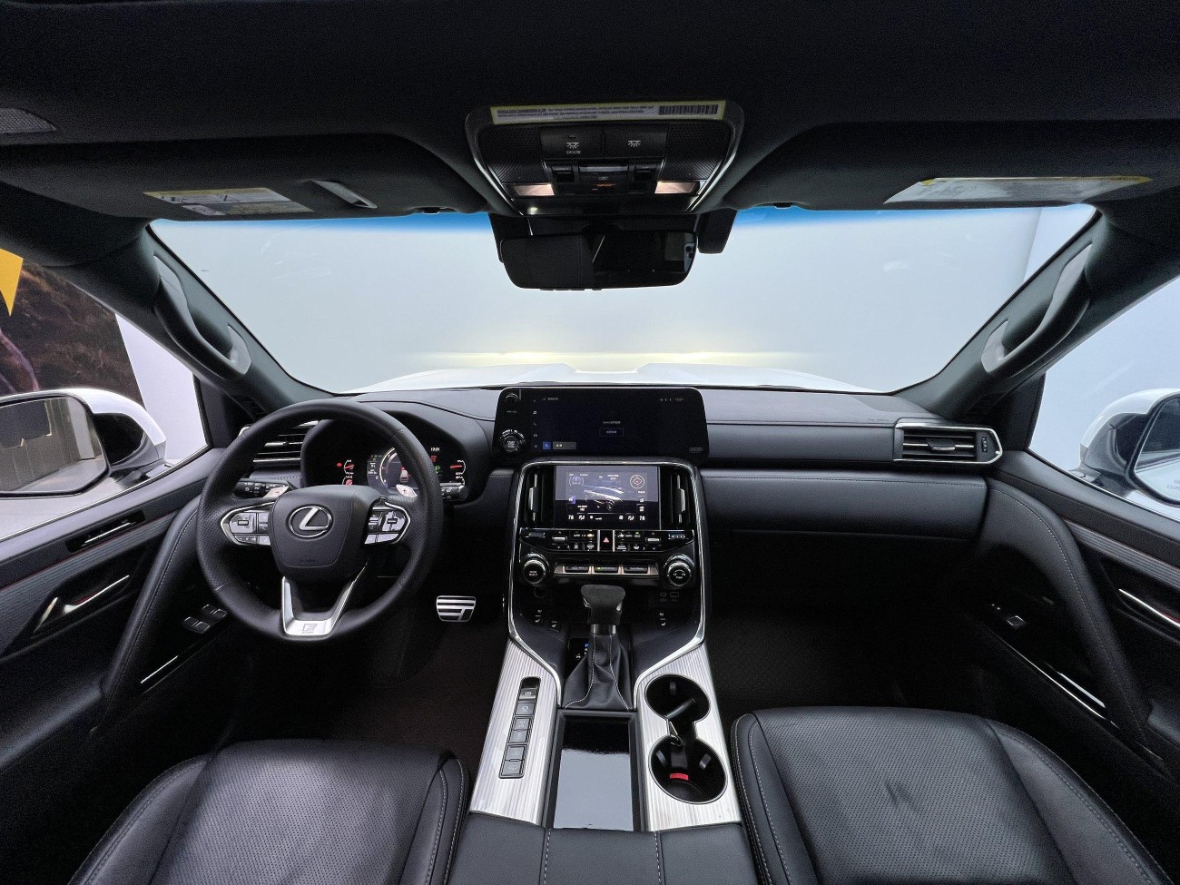 Lexus LX 600 2023