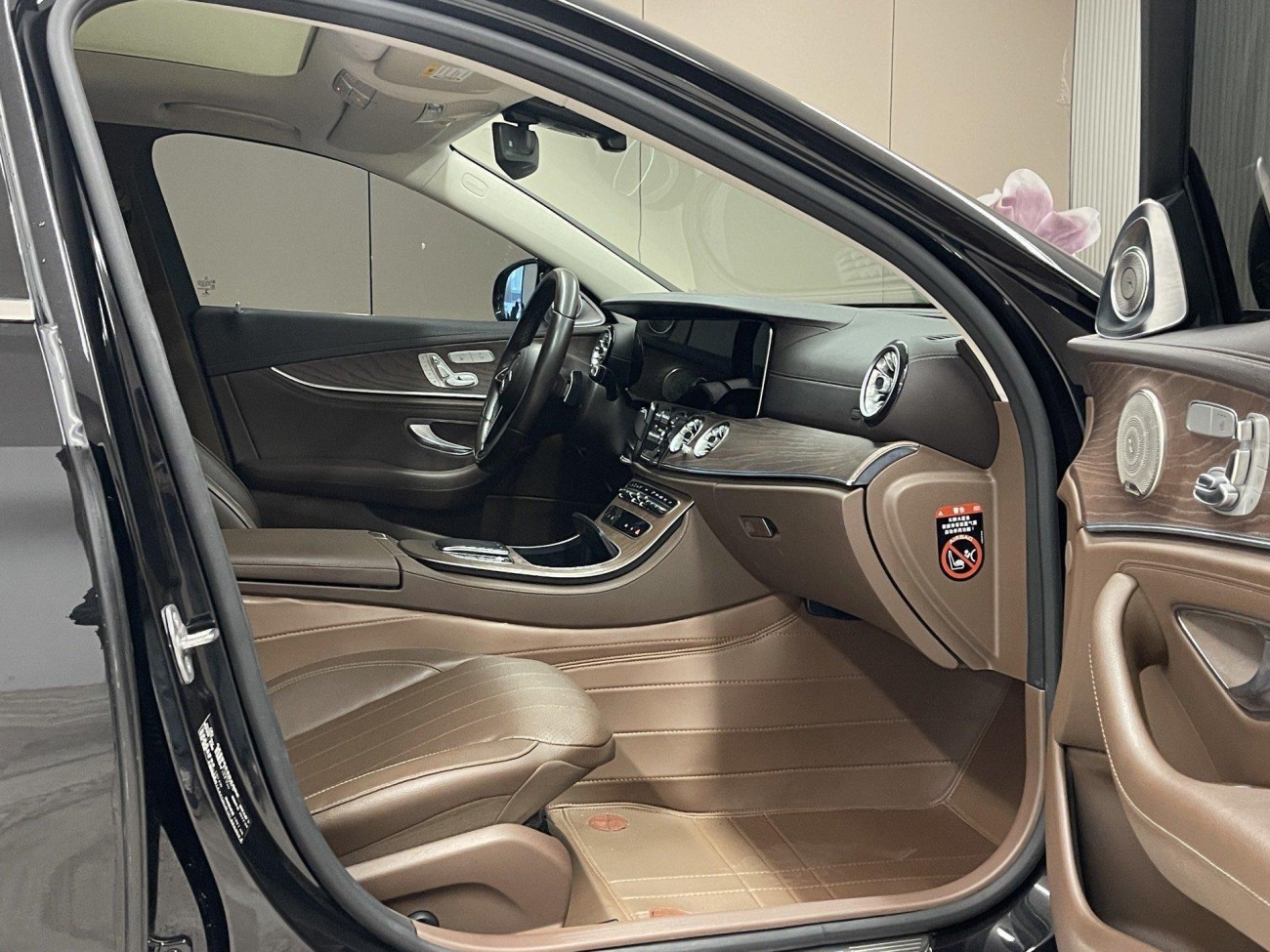 Mercedes-Benz E 300 L 2022