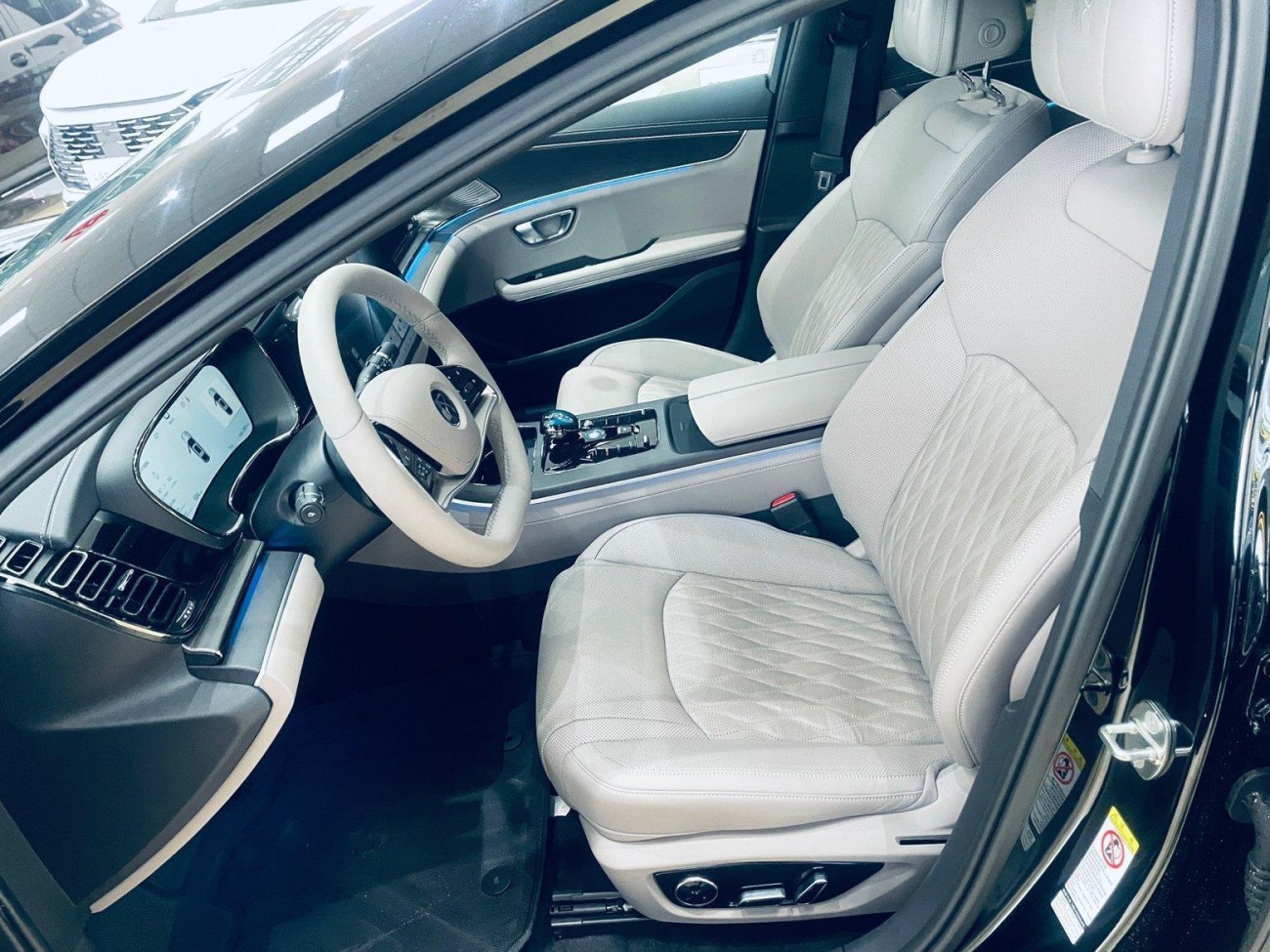 BYD Han 2025