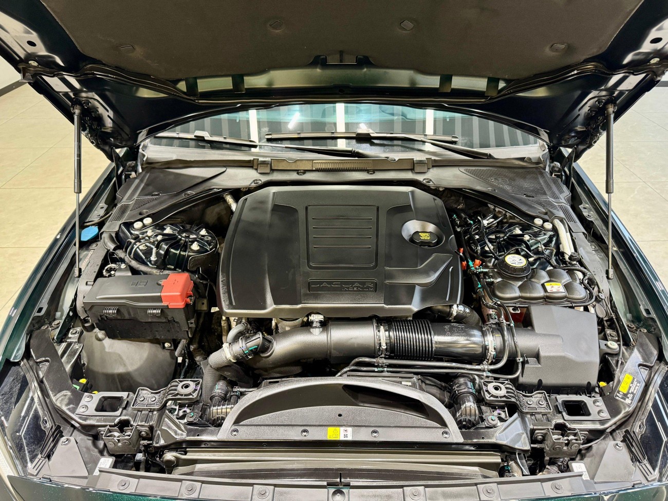 Jaguar XEL 2023