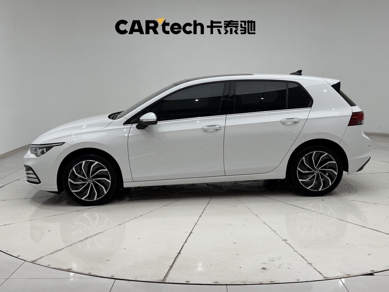 Volkswagen Golf 2025