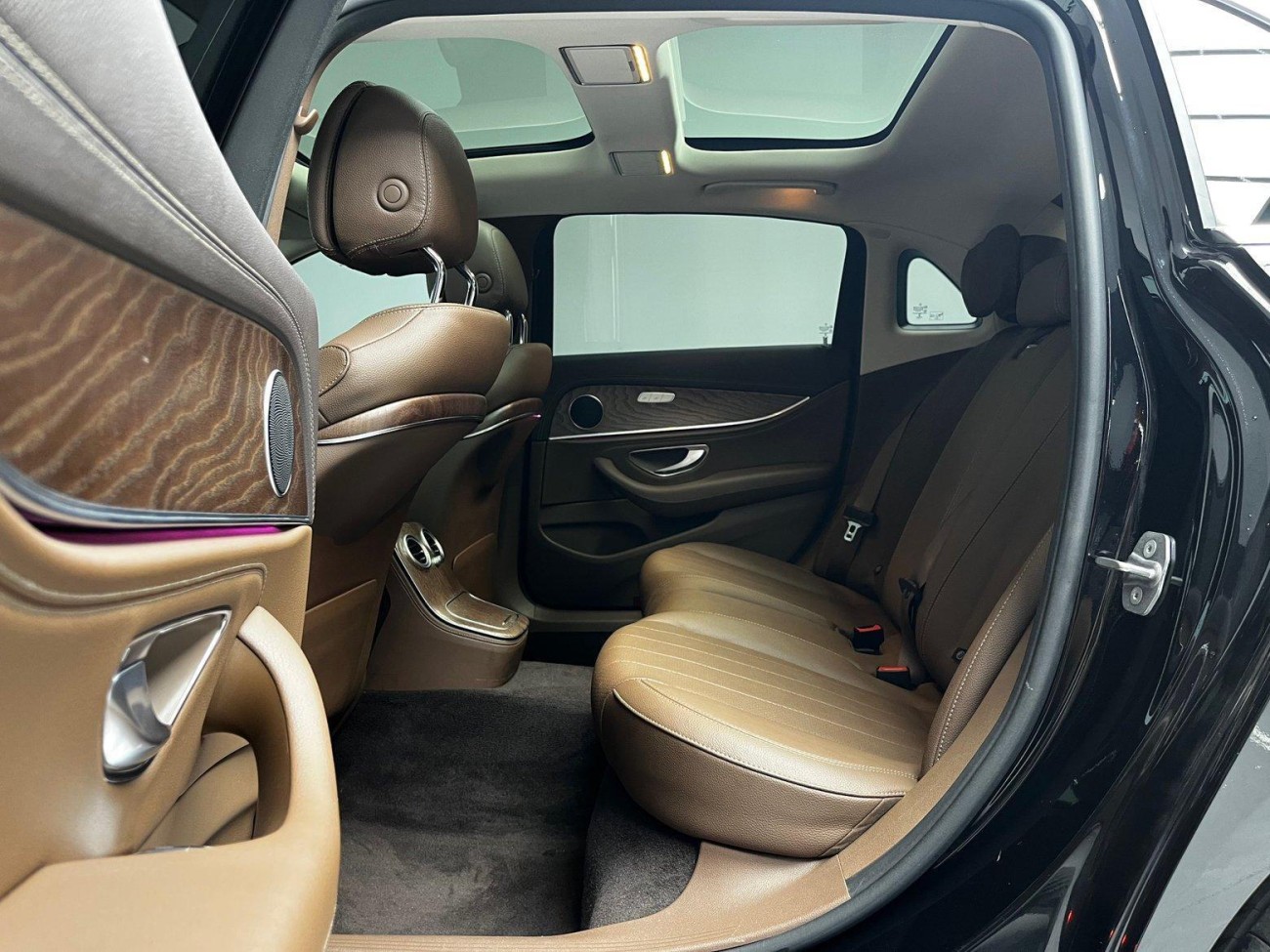 Mercedes-Benz E 300 L 2023