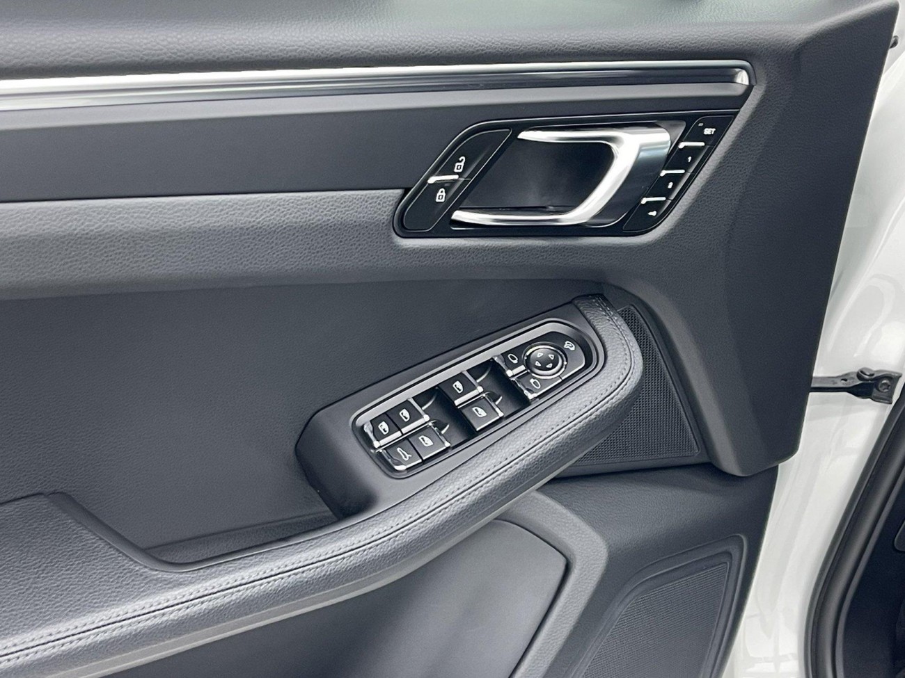 Porsche Macan 2024