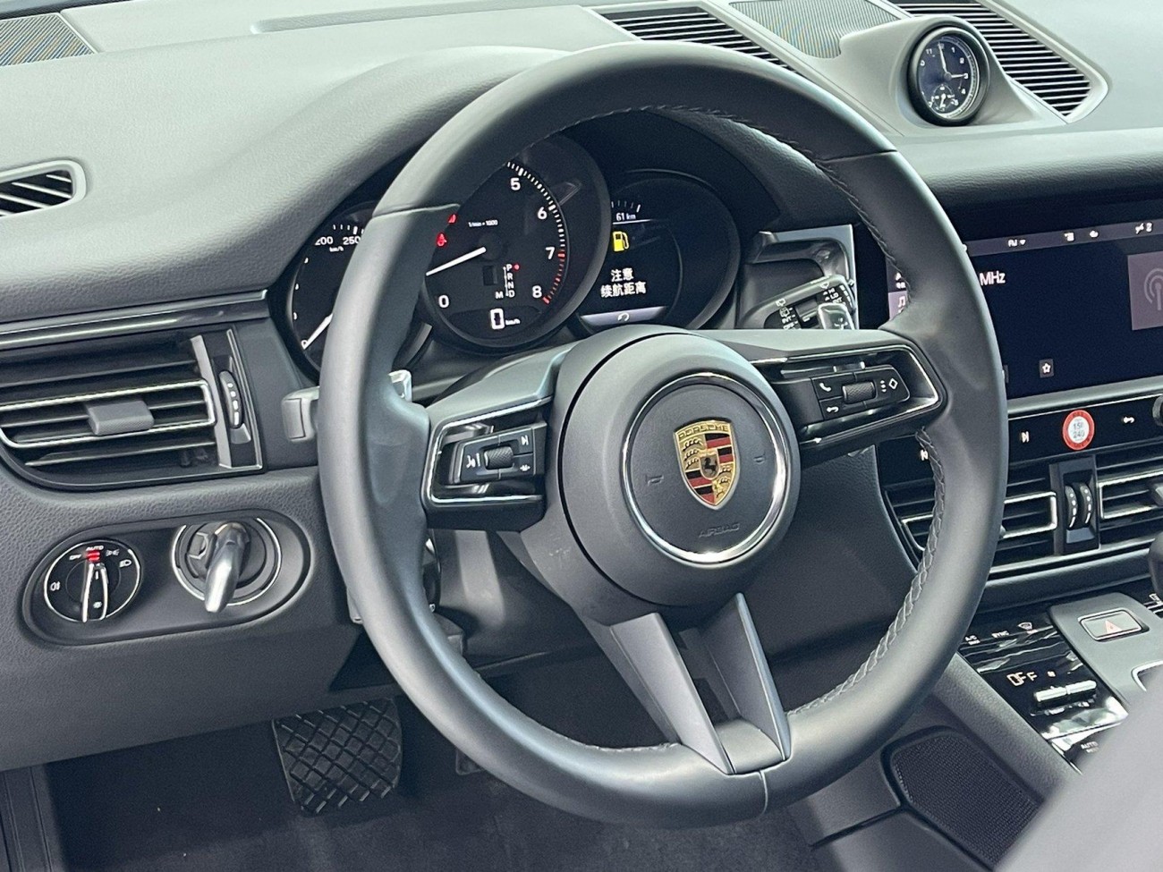 Porsche Macan 2024