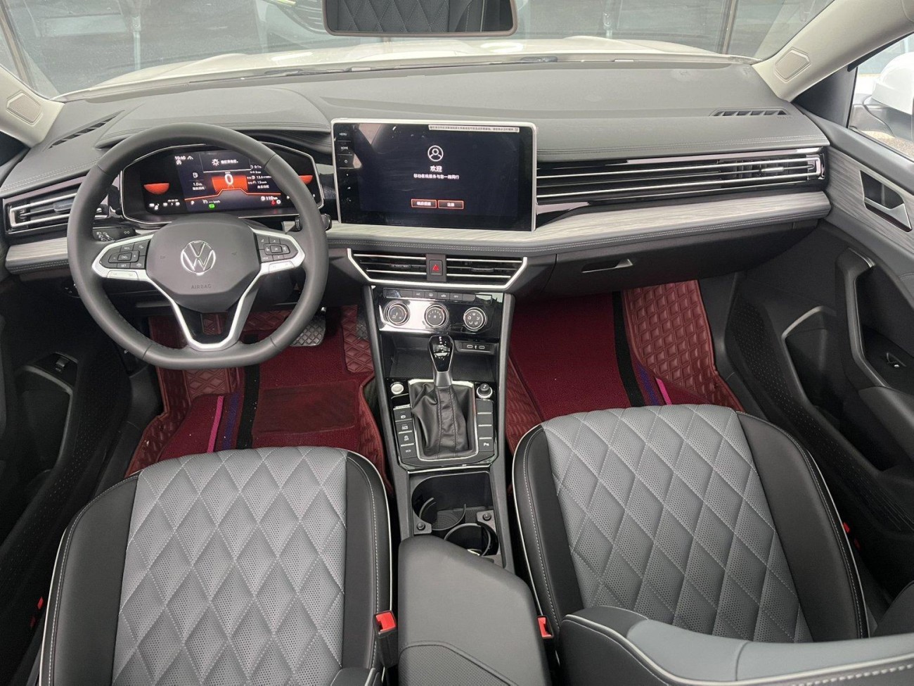 Volkswagen Sagitar 2024