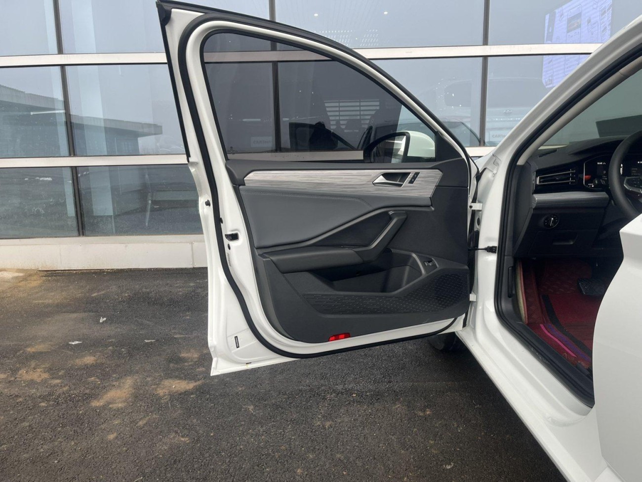 Volkswagen Sagitar 2024