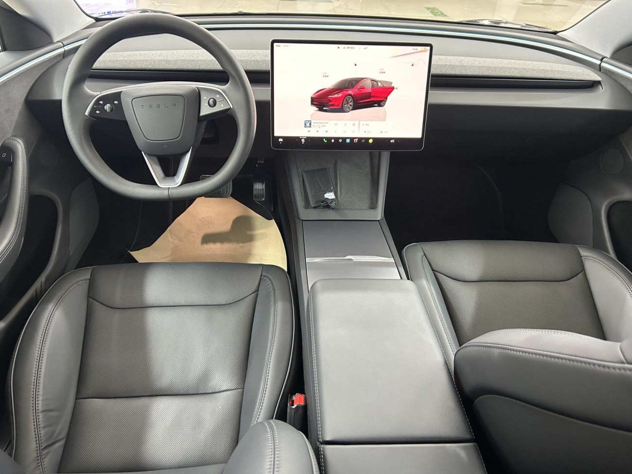 Tesla Model 3 2024