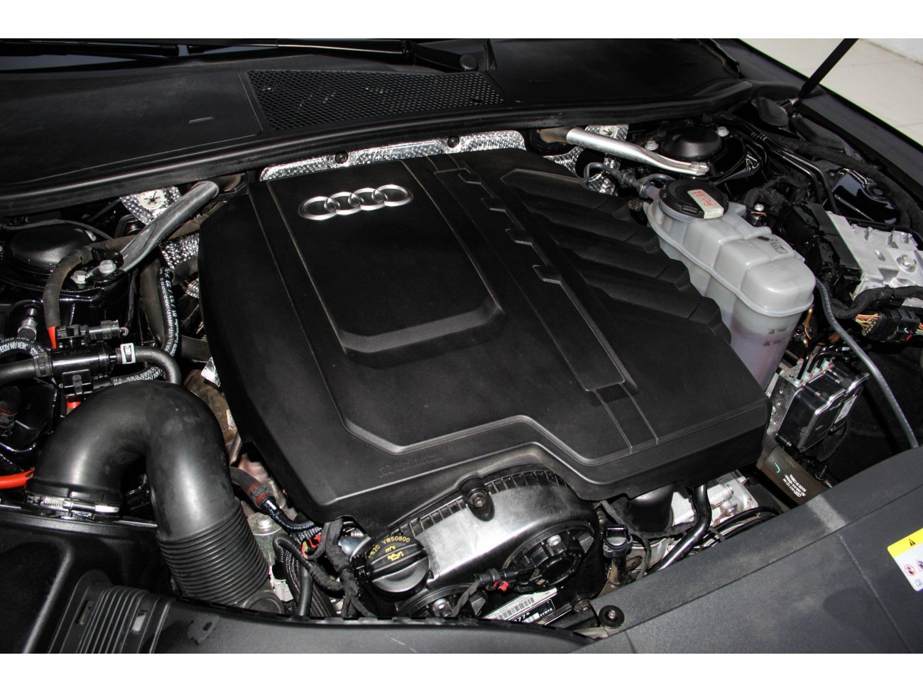 Audi A7L 45 TFSI 2024